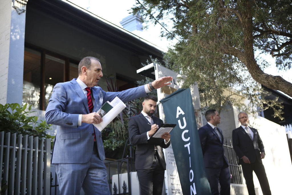 Lilyfield cottage soars $105,000 above reserve at auction for $1,545,000