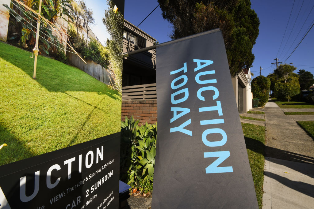 Property listings now more likely to languish on the market after four weeks
