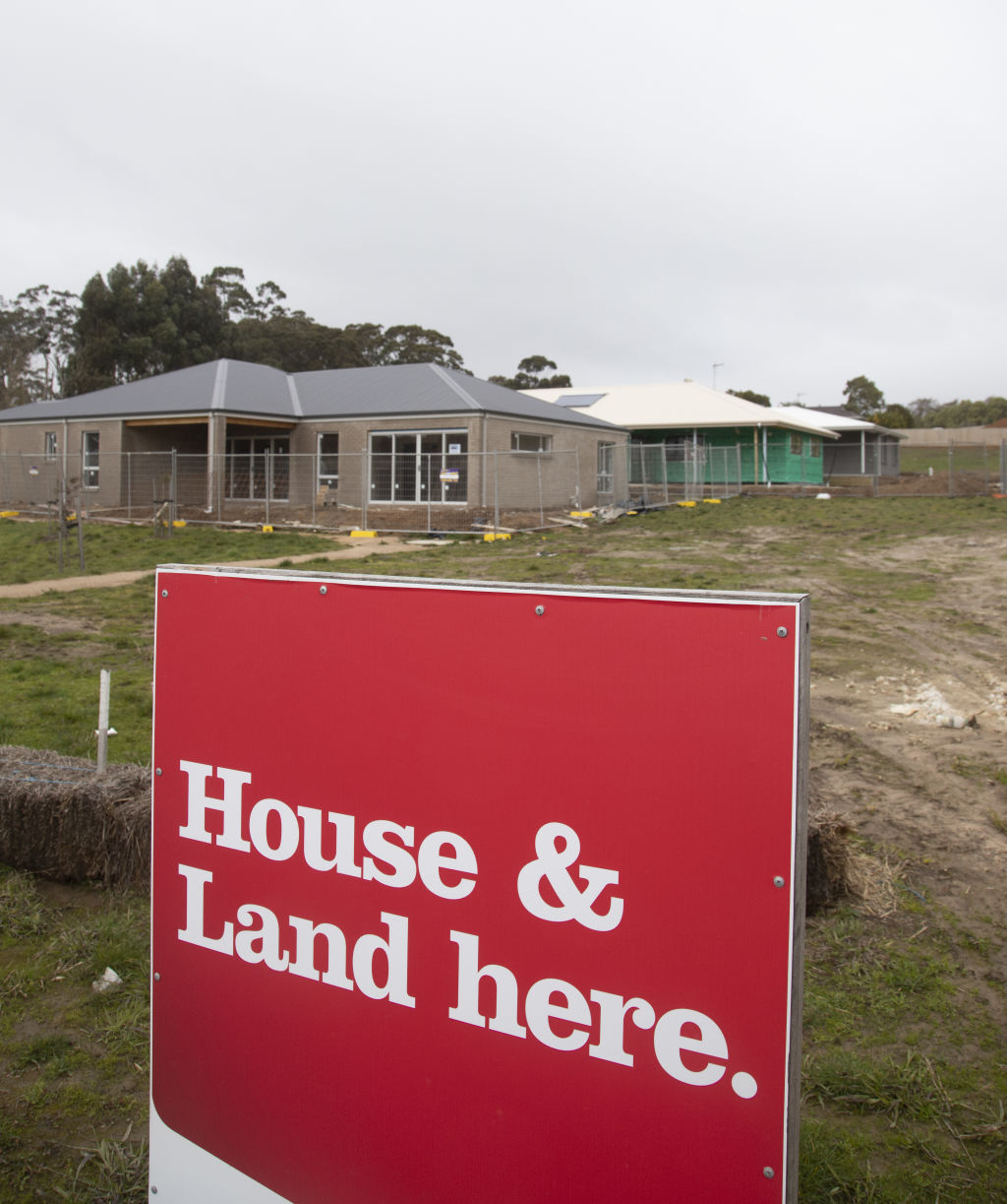 New homes are underway on the outskirts of Ballarat, as the city's fridge come alive. Photo: Leigh Henningham