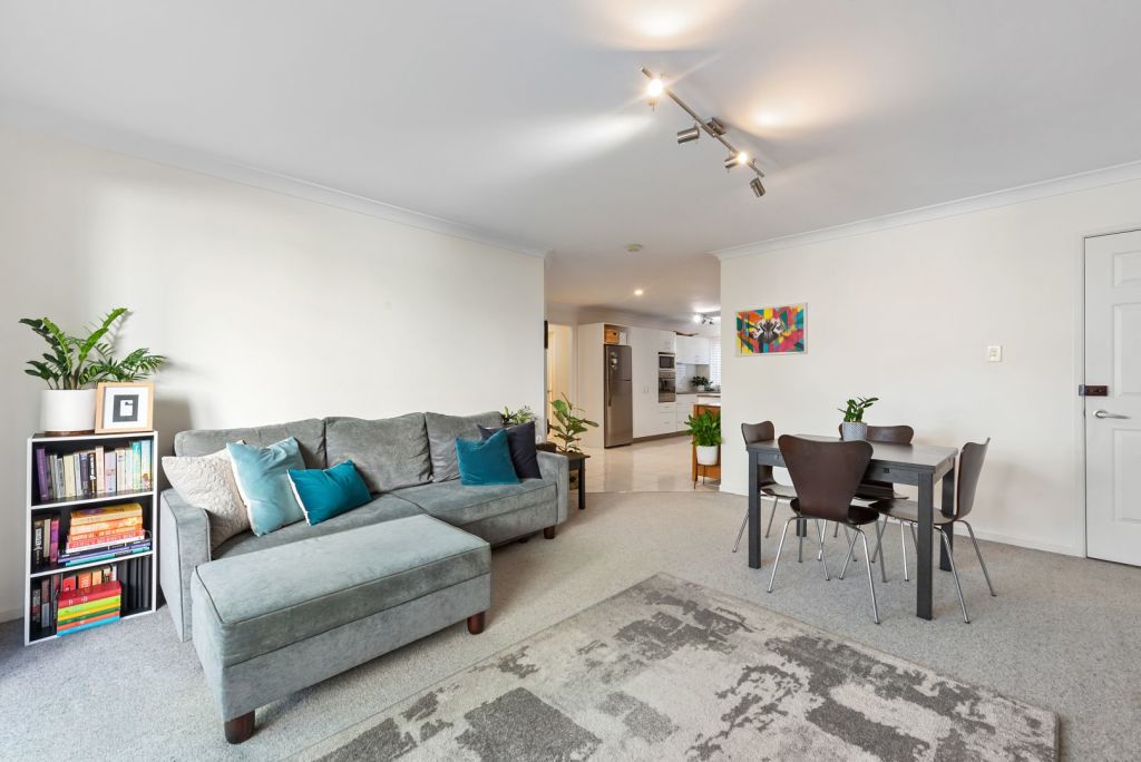 2/15 Foster Street, Newmarket. Photo: Ray White Alderley