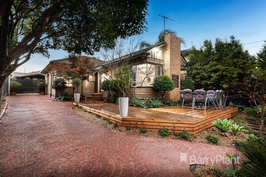 52 Wallace Street, Preston, sold well above reserve of $1.17 million. Photo: Barry Plant Inner North