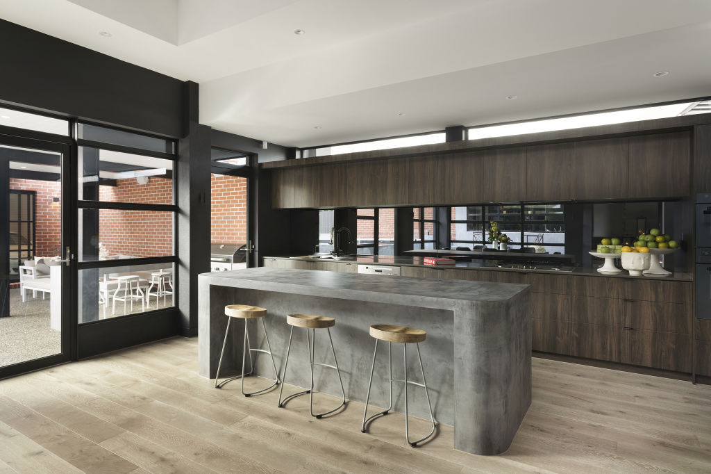 The amazing kitchen works perfectly with multiple textures. Photo: Nelson Alexander