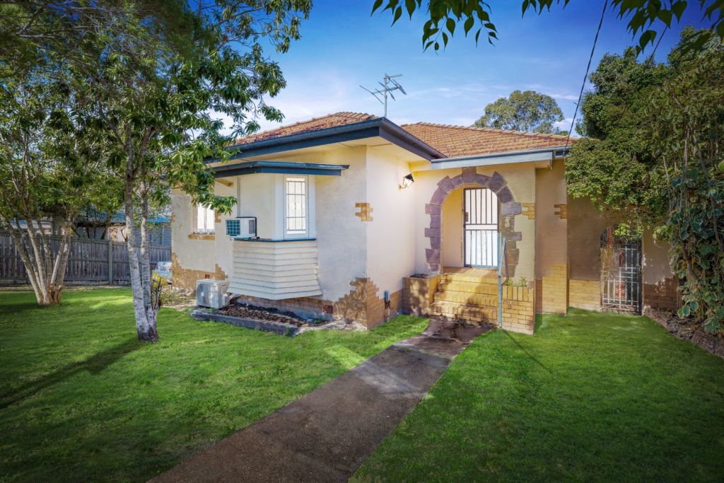 557 Vulture Street, East Brisbane. Photo: Hutton and Hutton