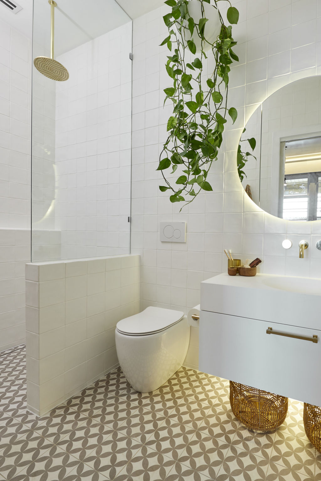 Experts say there is enough texture and pattern to keep it interesting in Andy and Deb's bathroom. Photo: Channel Nine