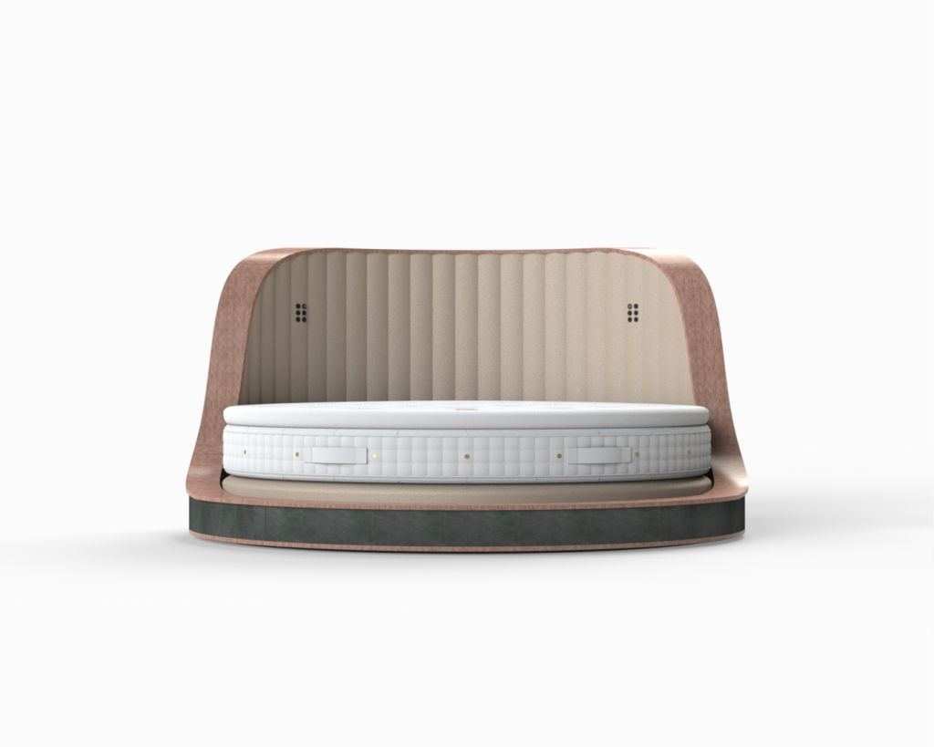 The bed also offers reading lights, combining comfort with practicality. Photo: Savoir Beds
