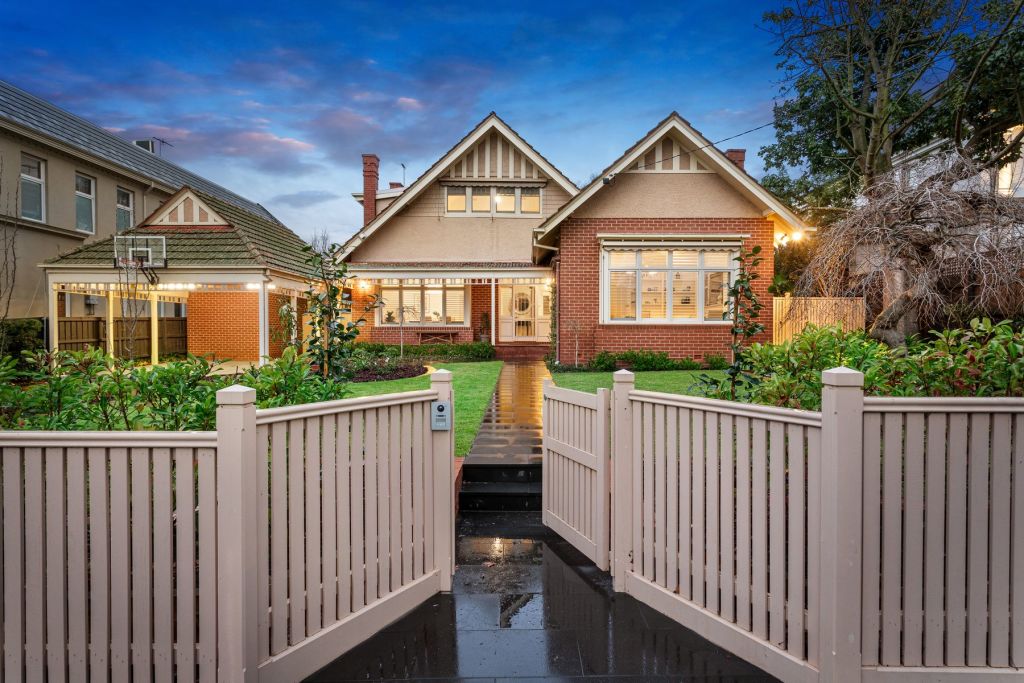 Bidding was competitive at 26 Edward Street, Kew, where a 150-strong crowd was in attendance. Photo: Kay & Burton