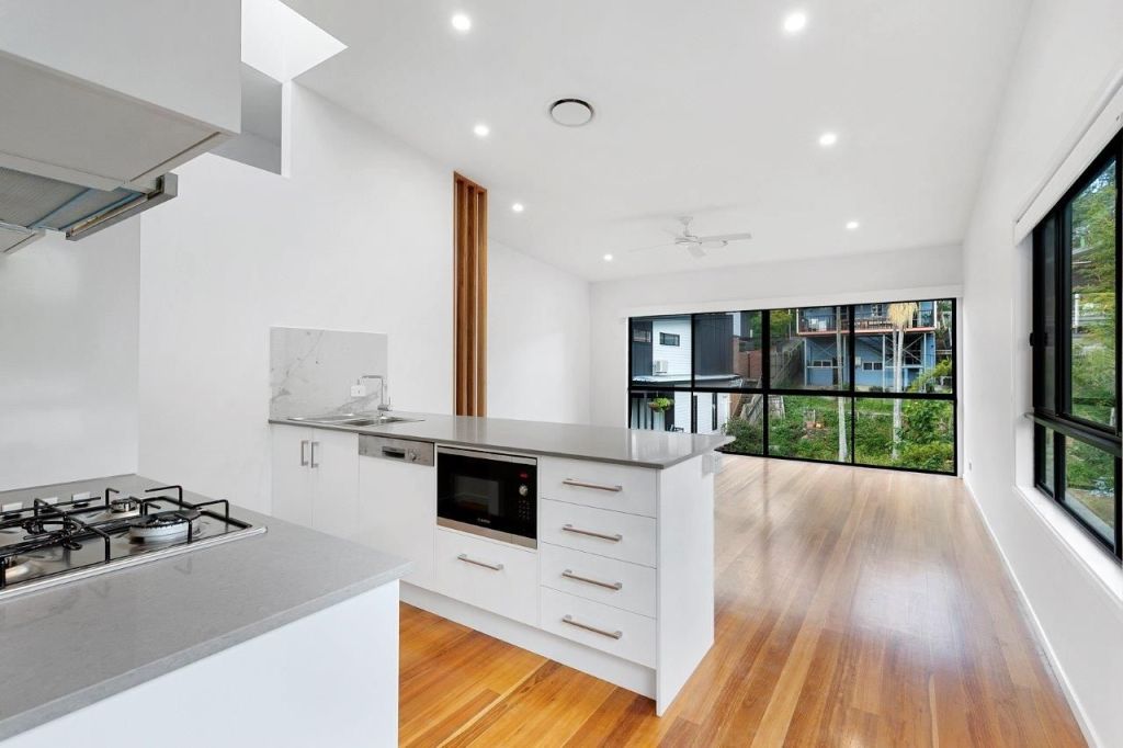 6/152 Jubilee Terrace, Bardon. Photo: Harcourts Property Centre