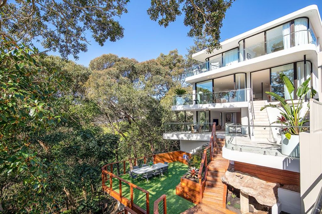 'Everything's starting to sell really well': Sydney's auction market hits its stride