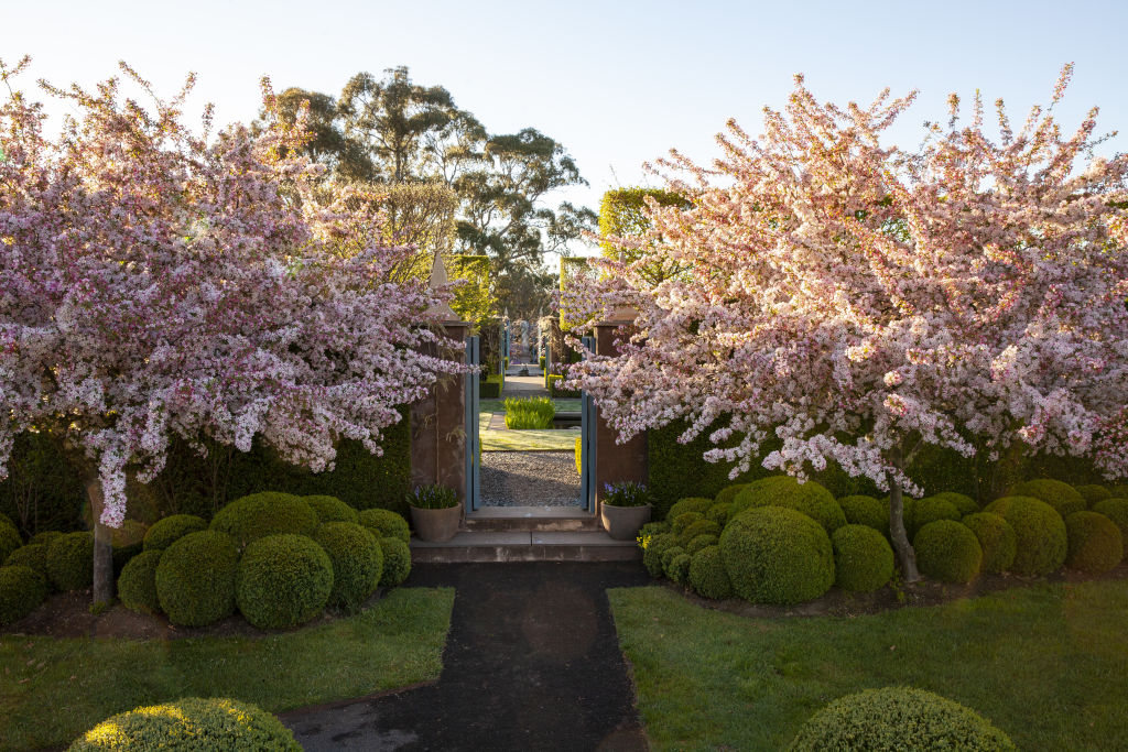 Paul Bangay on the joy of a blossoming spring garden