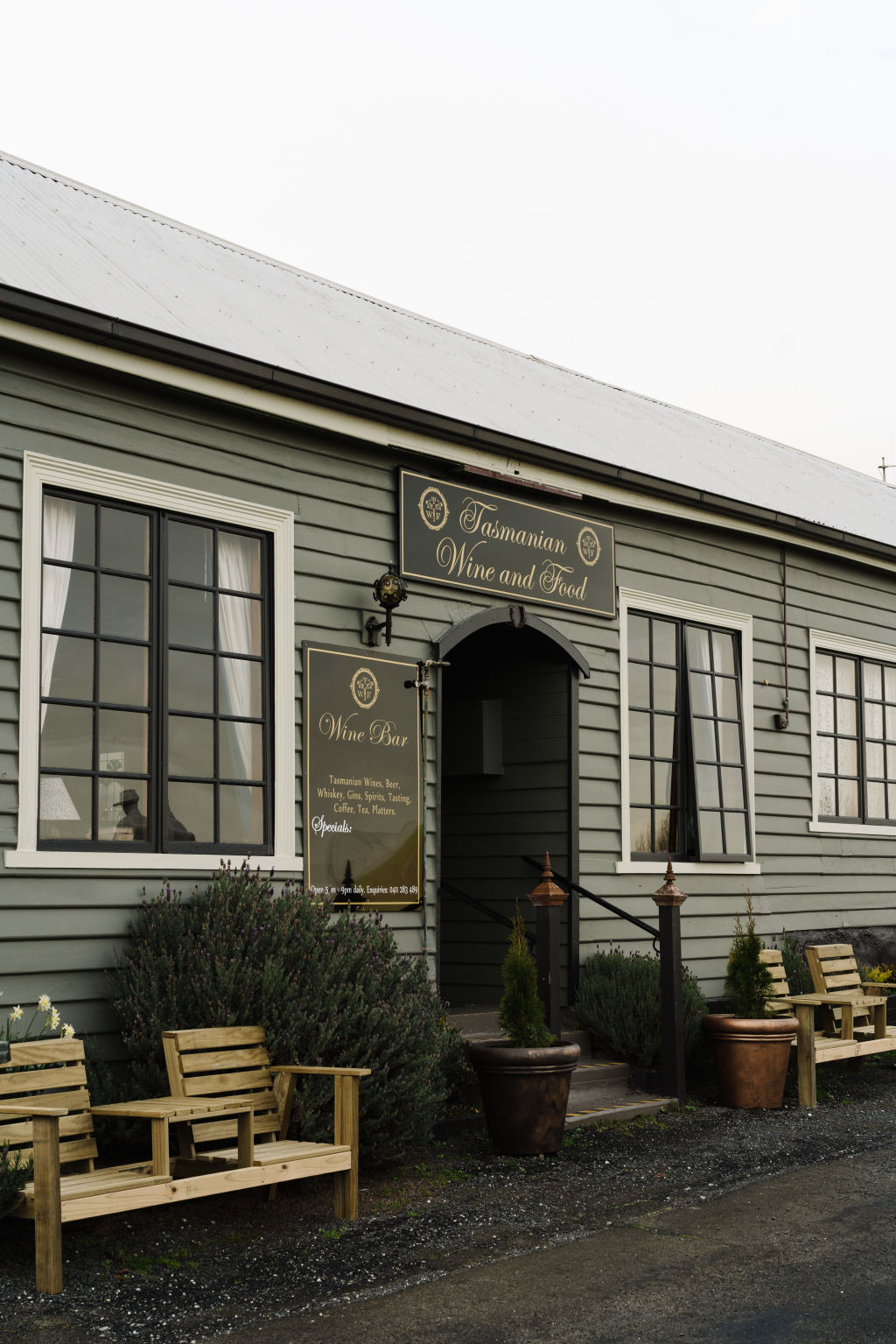 Tasmanian Wine and Food bar serves the very best produce that Tasmania has to offer.  Photo: Marnie Hawson