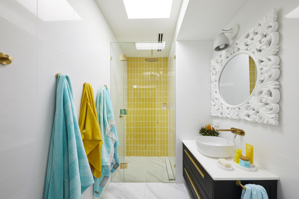 Mitch and Mark's colourful bathroom. Photo: Channel Nine