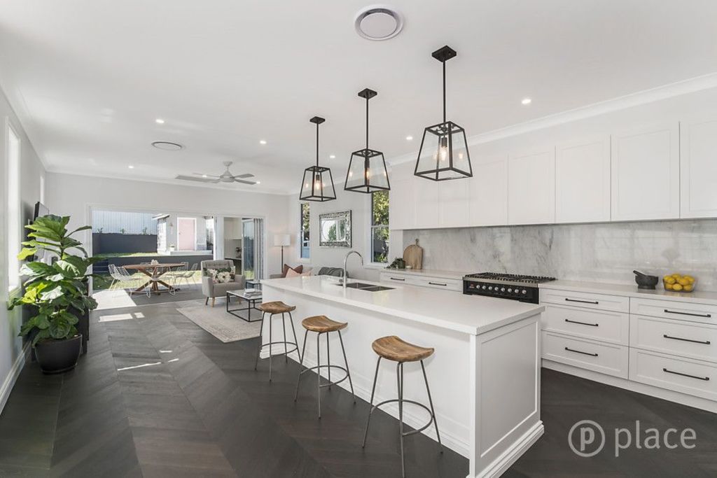 12 Ernest Street, Camp Hill. Photo: Place Estate Agents - Bulimba