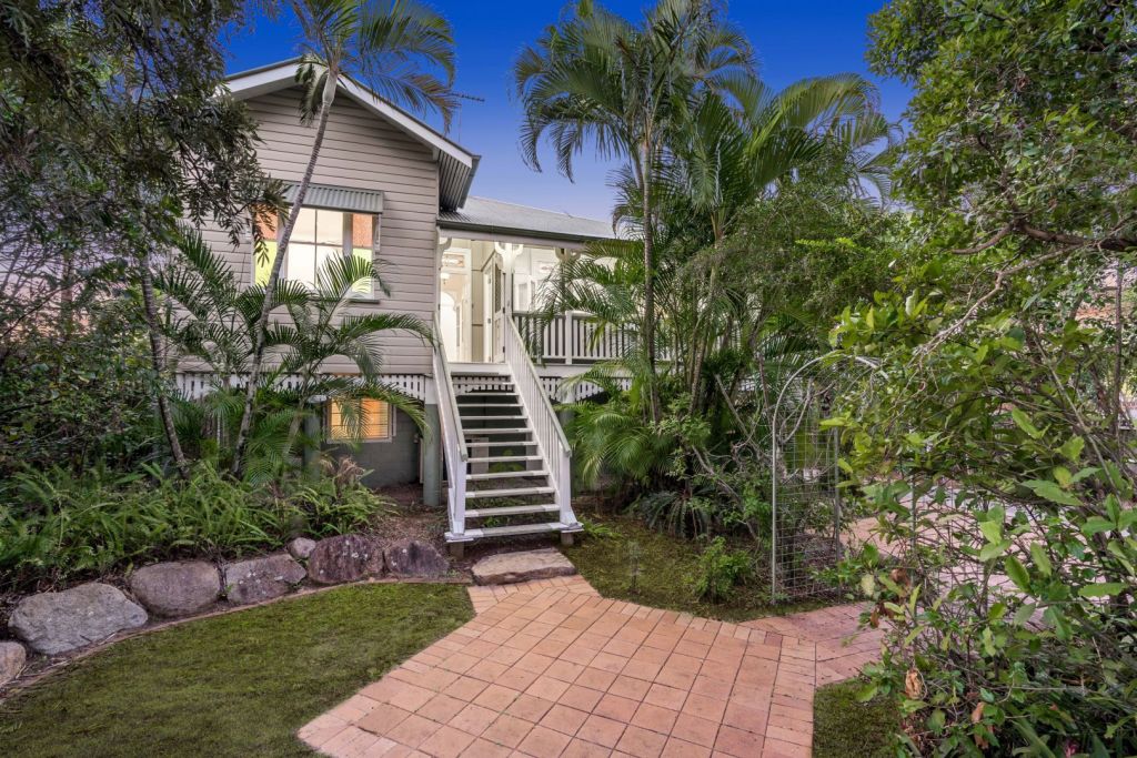 26 Ernest Street, Manly. Photo: Belle Property Manly