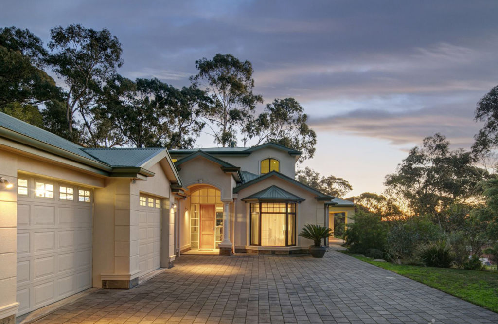 44 Grandview Drive, Panorama SA. Photo: Klemich Real Estate