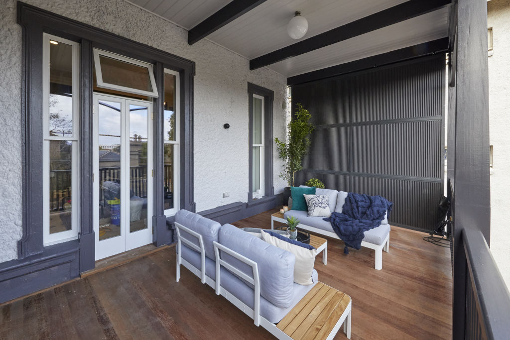 'These verandahs are unfinished and uninspiring,' says Li. Photo: Channel Nine