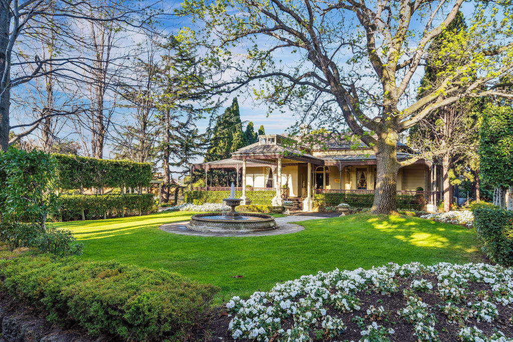 Longtime reception centre Ascot House could become Melbourne's newest trophy home