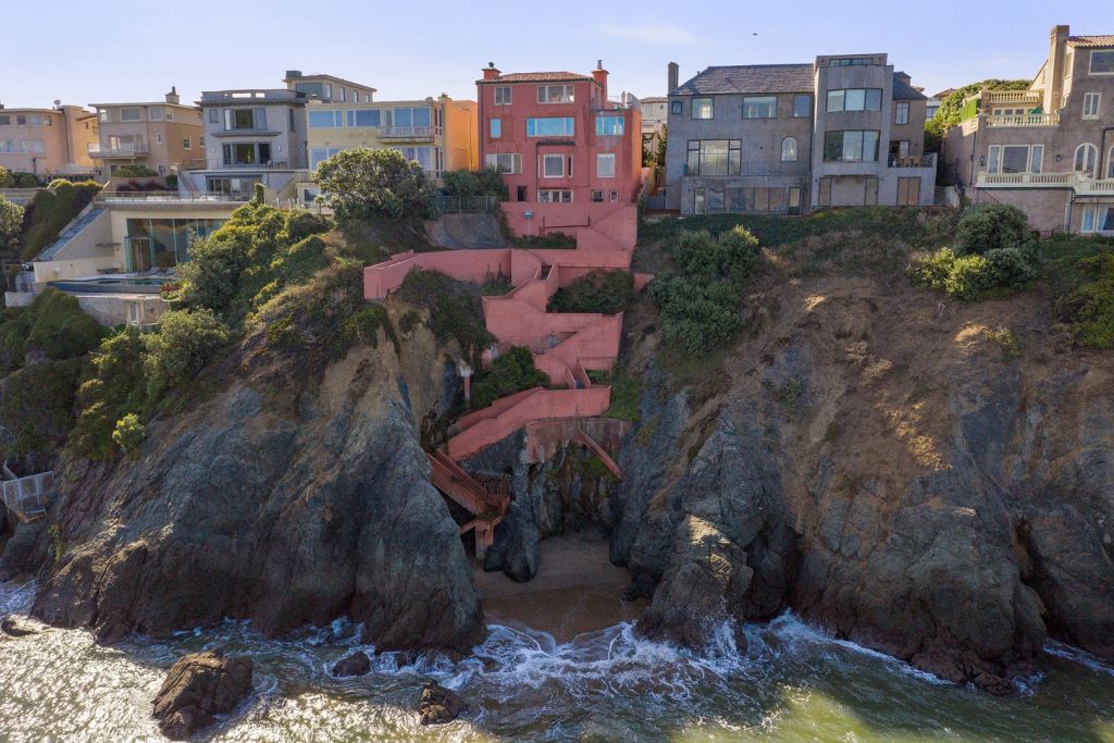 Clifftop San Francisco house with link to art fraud listed for $US15 million
