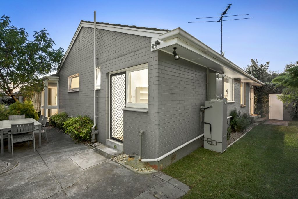 Smart Buys: Melbourne's best properties under $1m for sale right now