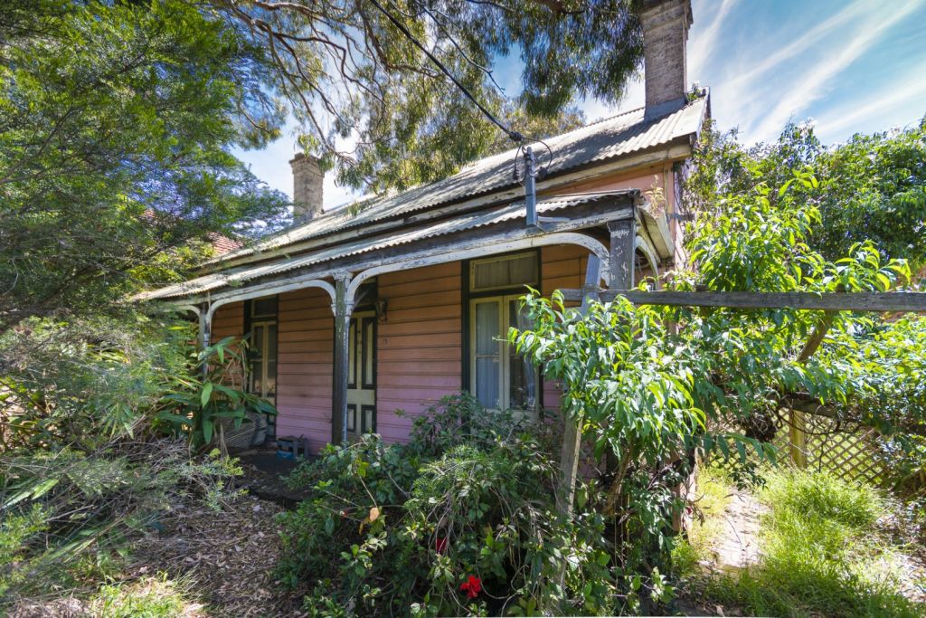 'Time has not been kind to this house': Run-down inner-west weatherboard for sale