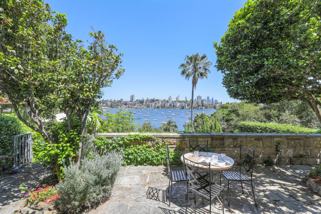 14 at 16 Wolseley Road Point Piper NSW