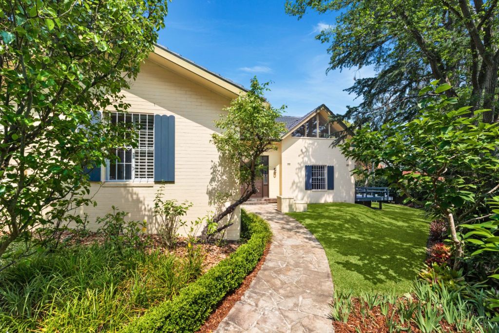 23 Milner Crescent, Wollstonecraft. Photo: Belle Property Neutral Bay