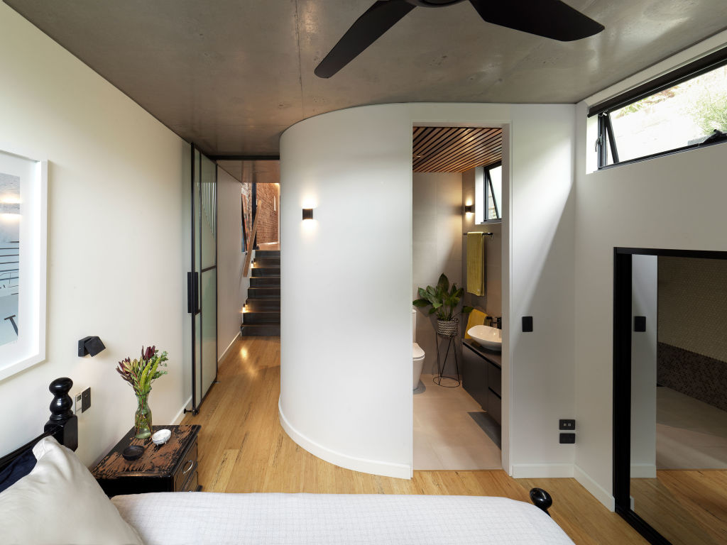 The Improbably Narrow Sydney House Where Every Bedroom Has