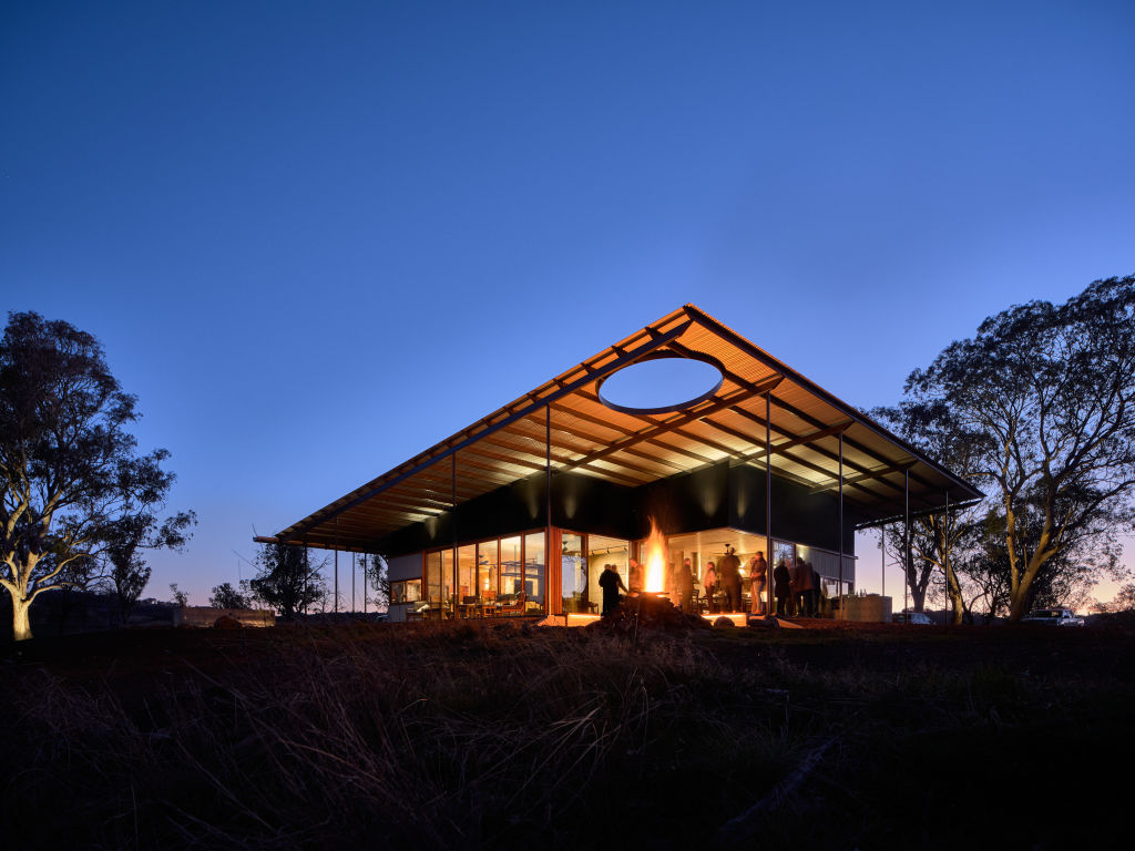 Now this is Australian: The self-sustaining house built in the image of an Akubra