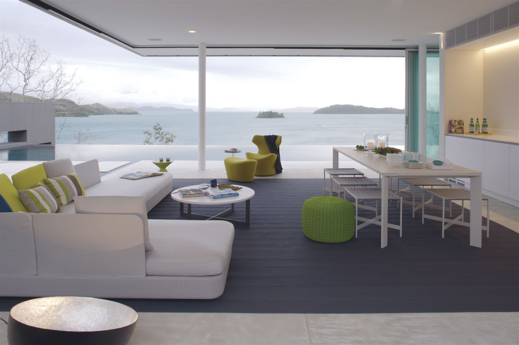 Living spaces that connect the outdoor to the indoor. Photo: Francesca Giovanell