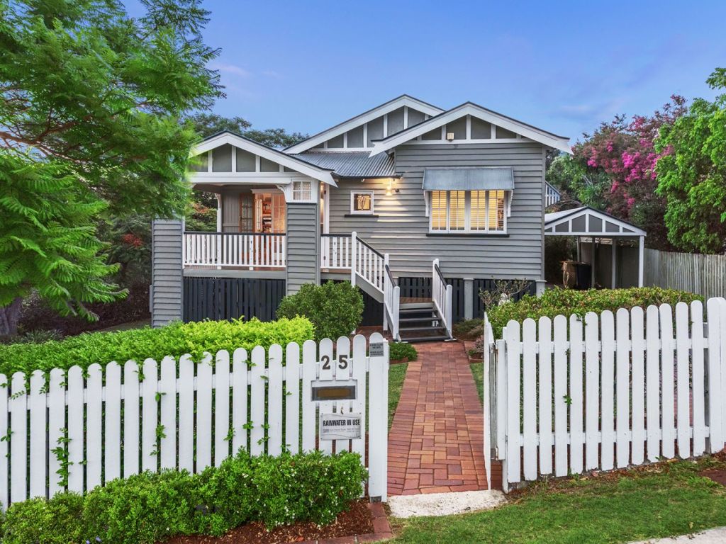 A young couple bought the home from downsizers.