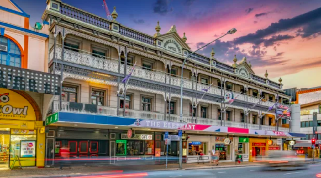 Singo cops rare loss on Brisbane pub sale