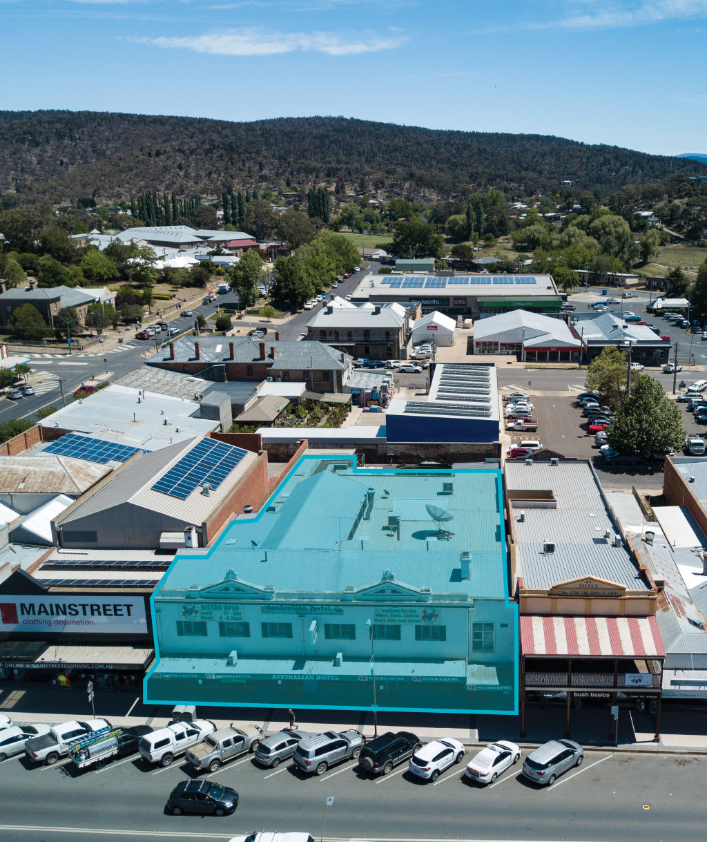 australian-hotel-2