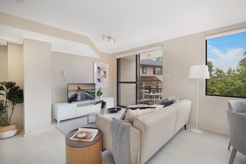 49/4 Goodlet Street, Surry Hills. Photo: NG Farah