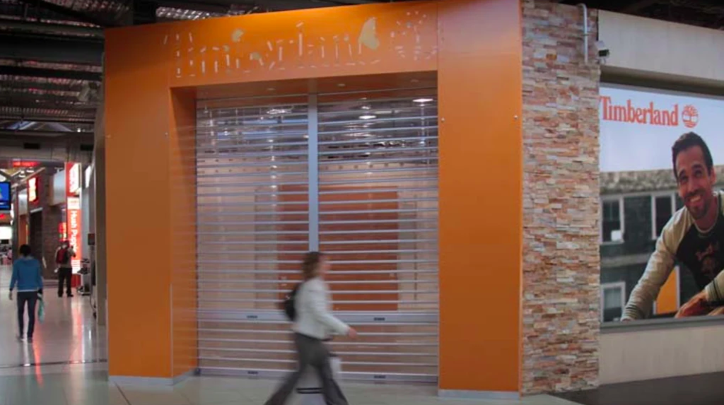Stores will close unless landlords drop rents, Lew's Premier says