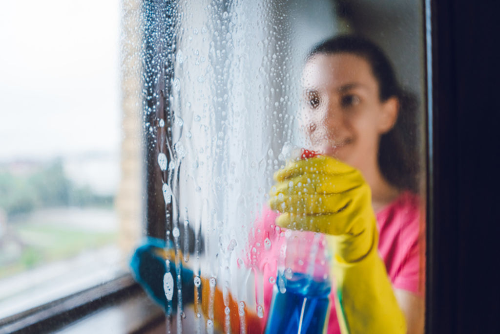While it’s ideal to set boundaries around work or study time, the odd burst of housework during those hours isn’t a problem.  Photo: iStock