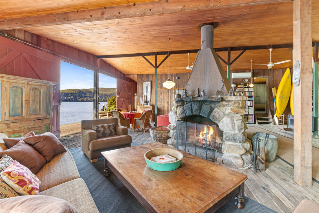 The Oxley family have offered Oxley Boathouse as a popular holiday rental in recent years.
