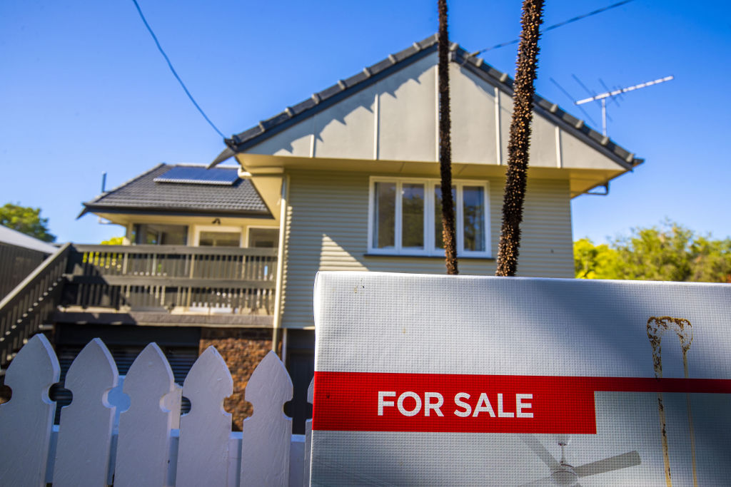 Queensland generic for sale sign 23rd April 2020.A home for Sale at Holland Park West. photo: Glenn Hunt