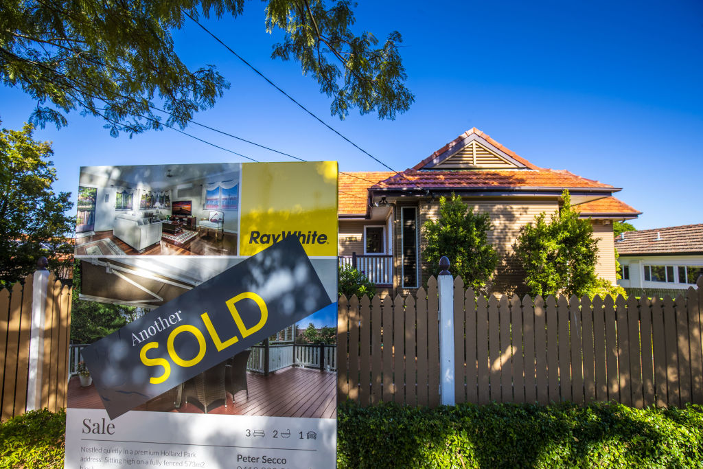 Homeowners cling on: Distressed sales fall back to pre-COVID levels