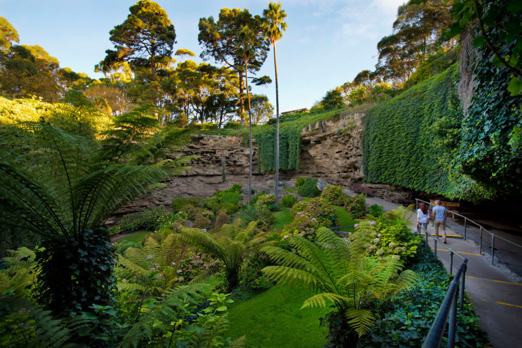 The Umpherston Sinkhole, Mount Gambier. Photo: SATC