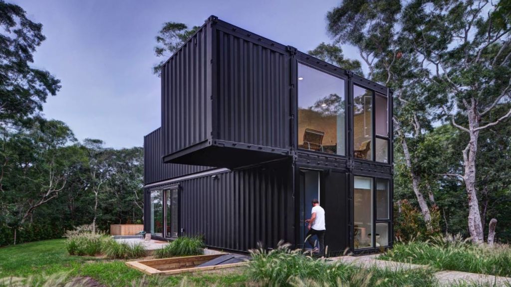 This House Made From Shipping Containers Was Designed For A Family In New  York