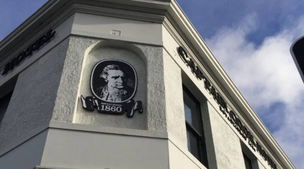 New Zealand hotel set to drop 'Captain Cook' from its name