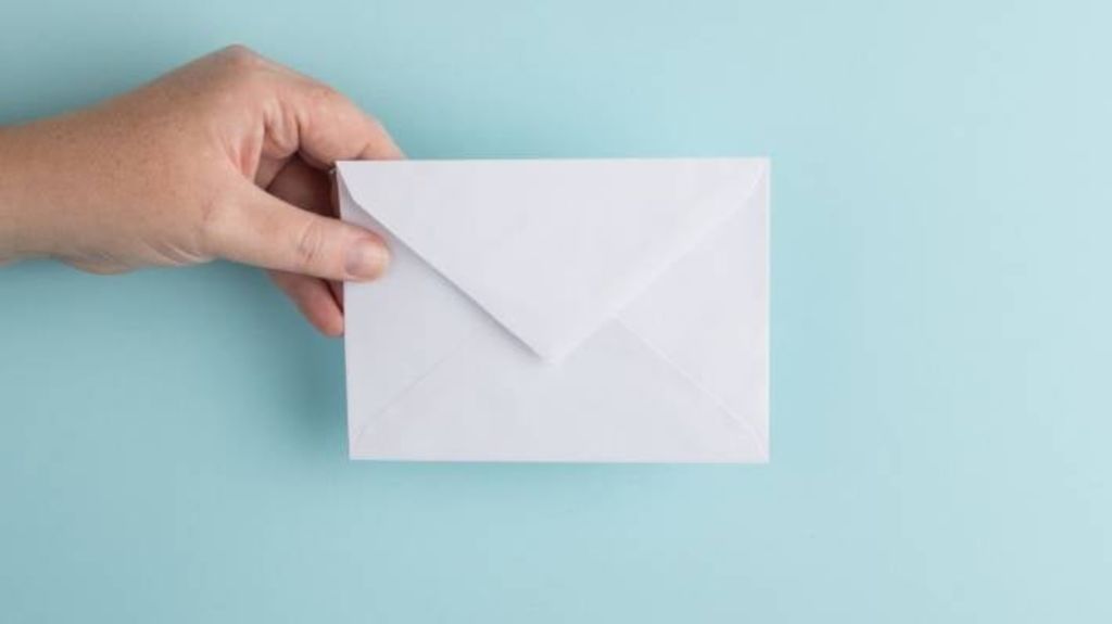 A frozen envelope can be opened again without a tear. Photo: iStock