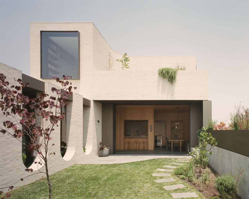 A multi-flexible new rear addition and courtyard to Ruckers Hill House won an architecture award for Studio Bright. Photo: Rory Gardiner