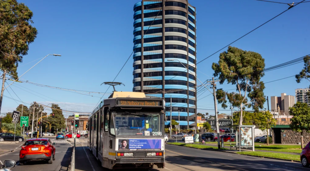 Union to sell swank South Melbourne penthouse