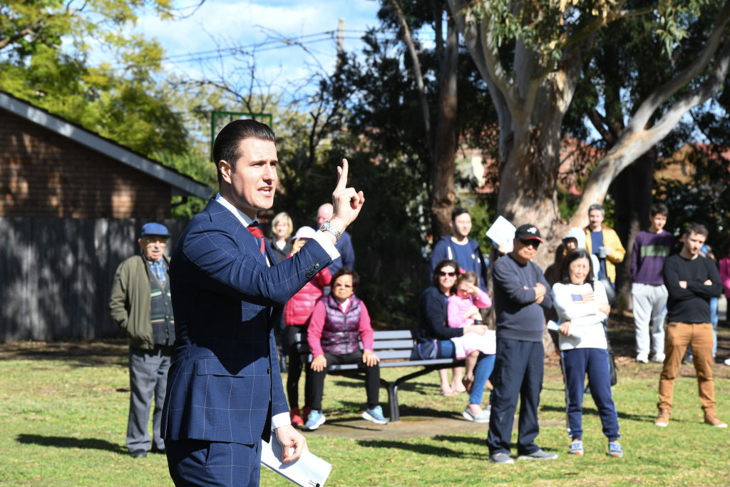 Several auctions continued to draw big crowds and double-digit registrations on Saturday. Photo: Peter Rae