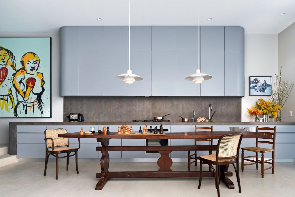 If an interior designer is outside your budget, Williams suggests calling on friends or connections with industry experience to help. Photo: Justin Alexander