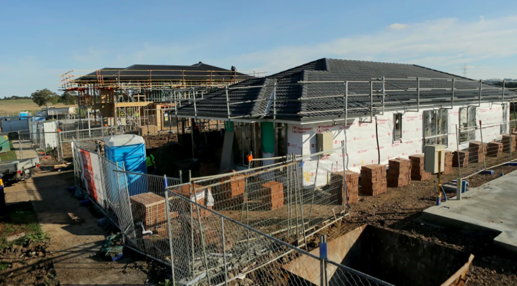 Pandemic prompts wild swings in land sales