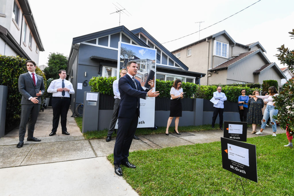 An auction in Coogee earlier this spring. Photo: Peter Rae