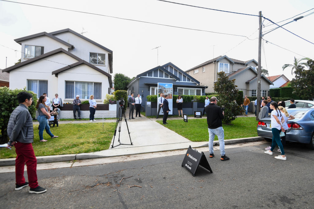 The Kingsford auction drew a crowd of about 100. Photo: Peter Rae