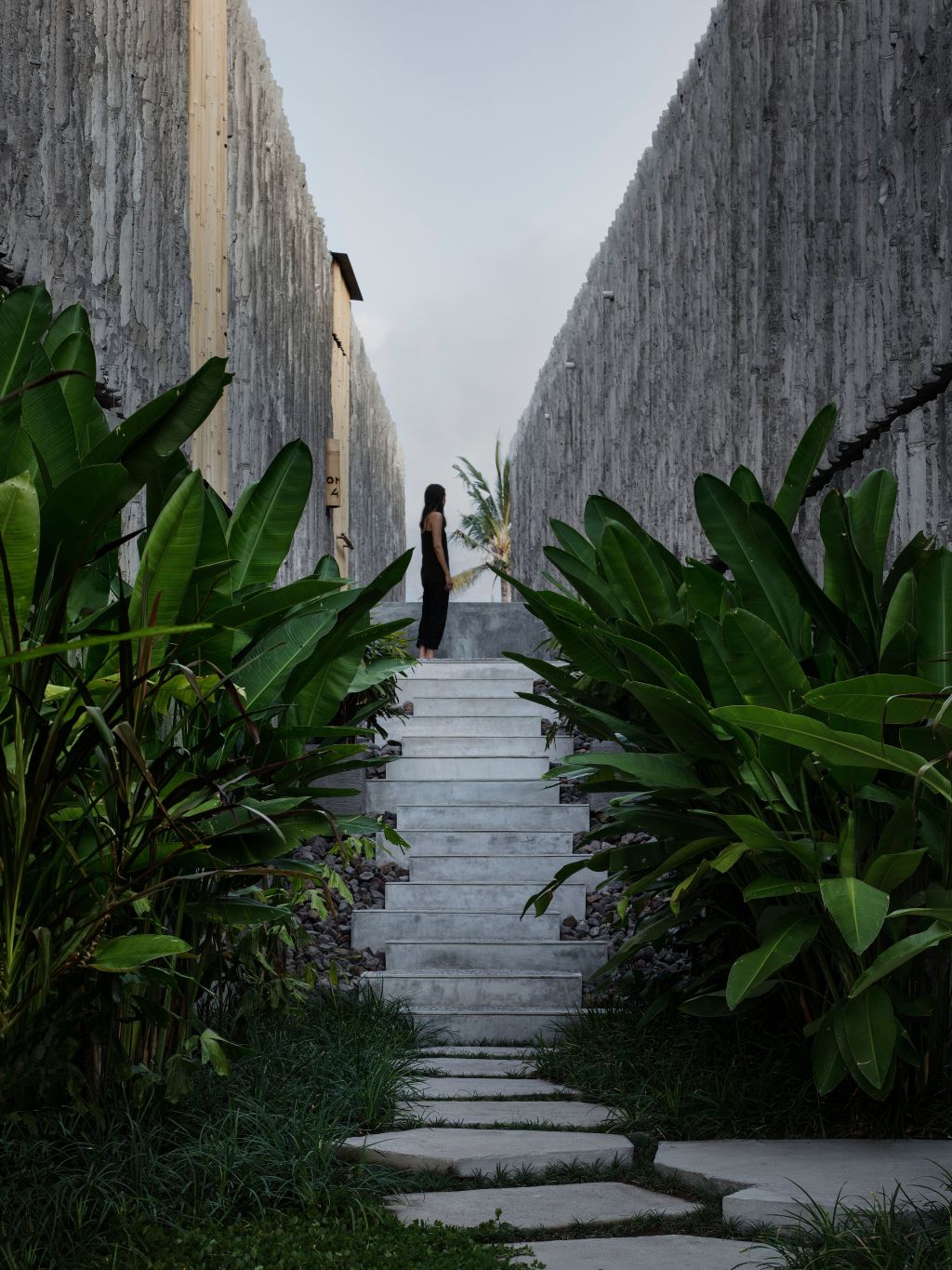 Green_planted_gullies_separate_the_suites._Photo_Ben_Hosking_vxcal6