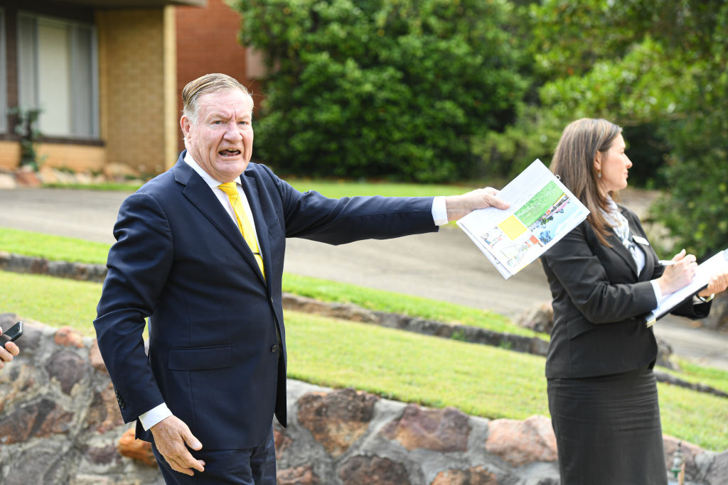 Ray White auctioneer Paul Wright at the Baulkham Hills auction. Photo: Peter Rae